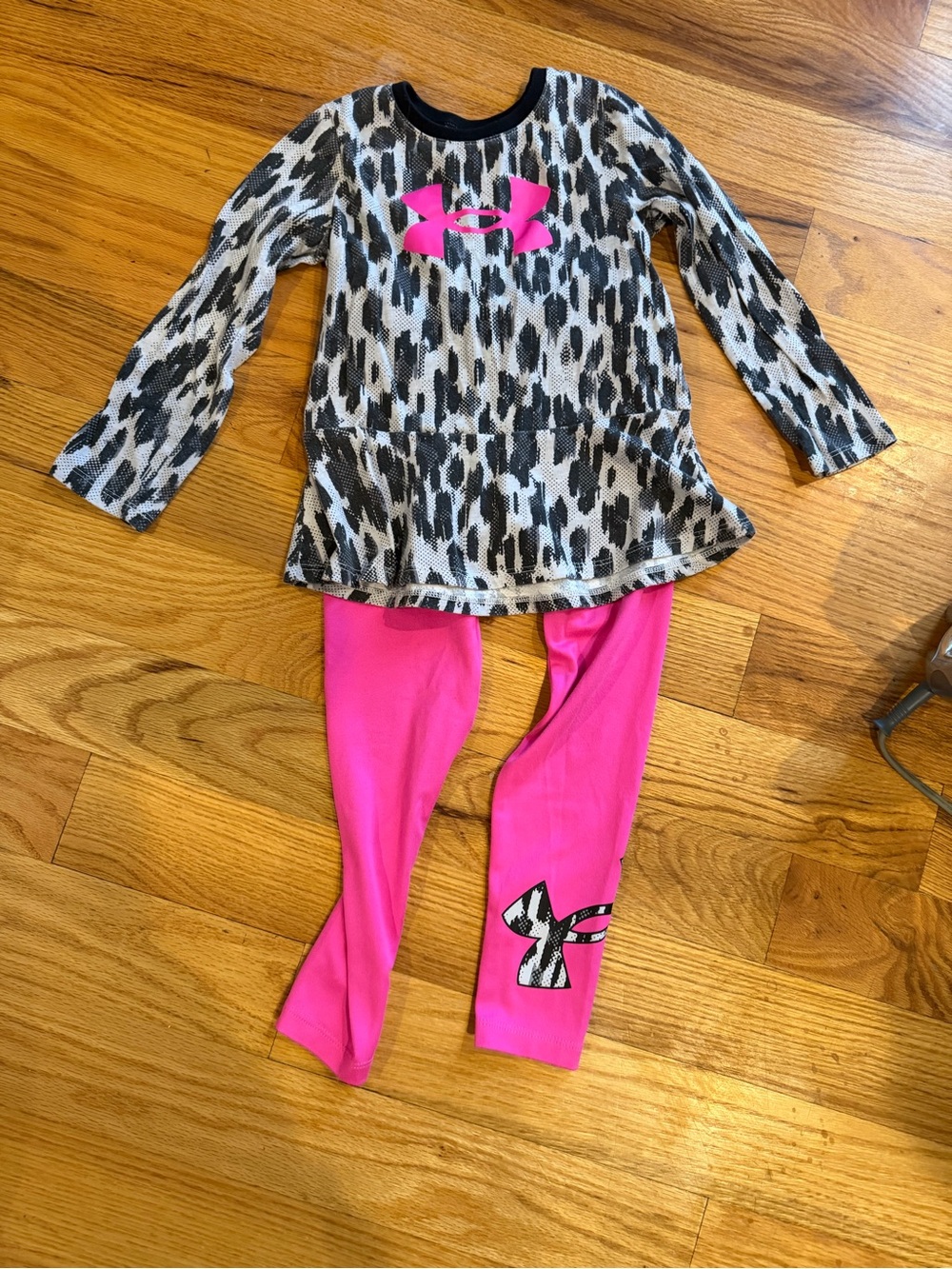 Under Armour Black & White Leopard Top with Hot Pink Logo Leggings